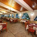 Hotel Edi 3*