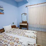 Edi Hotel 3*
