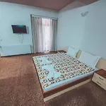 Edi Hotel